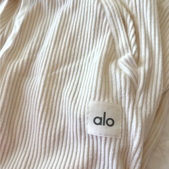 Alo set - Picture 2 of 3